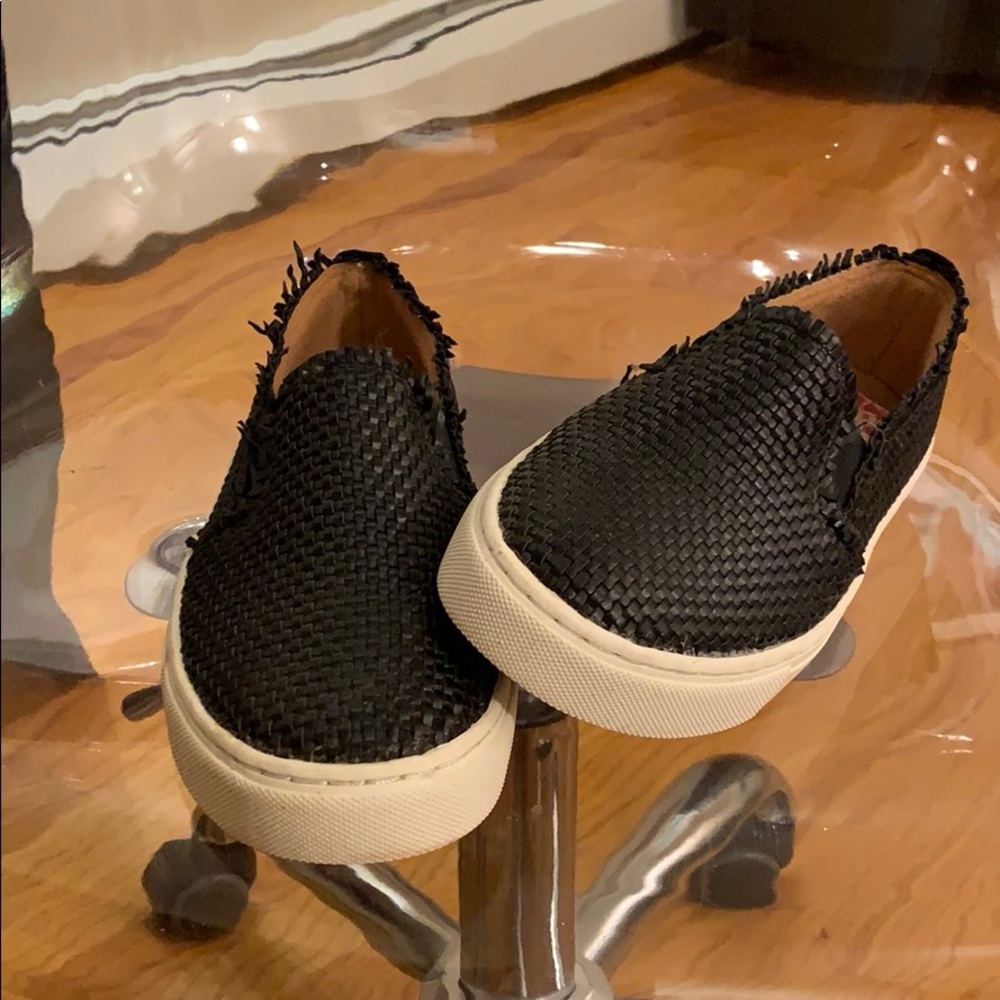 Black Woven Slip-On’s